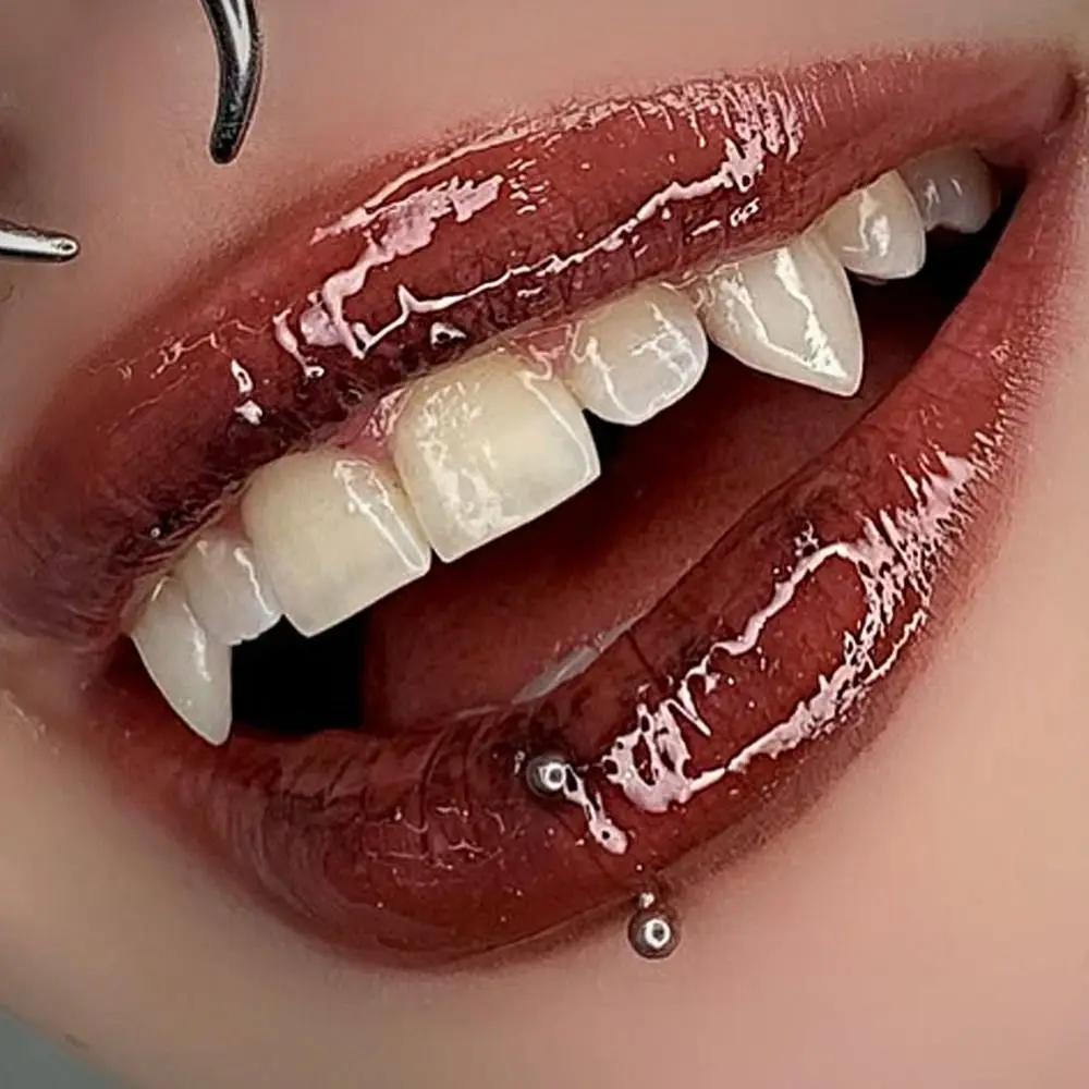 1/4Pair Teeth Props Resin Halloween Fangs Reusable Realistic Teeth Zombie Teeth Scary Solid Gel Dentures Props Party