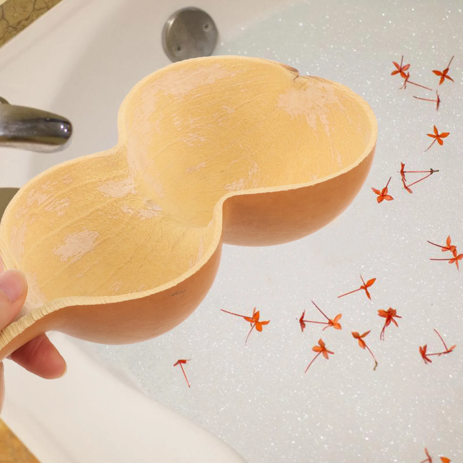 

Natural Gourd Bath Shower Accessory Water Ladle Scoop Pouring Kitchen Gadgets Tub Spoons Sauna Spoon Durable Easy Cleaning Home
