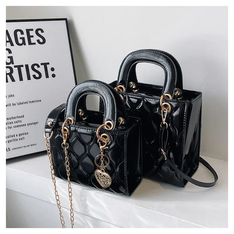 High Quality Burgundy Patent Leather Glossy PU Crossbody Bag 2024 New Ladies Texture Love Pendant Handbag Party Underarm Bags