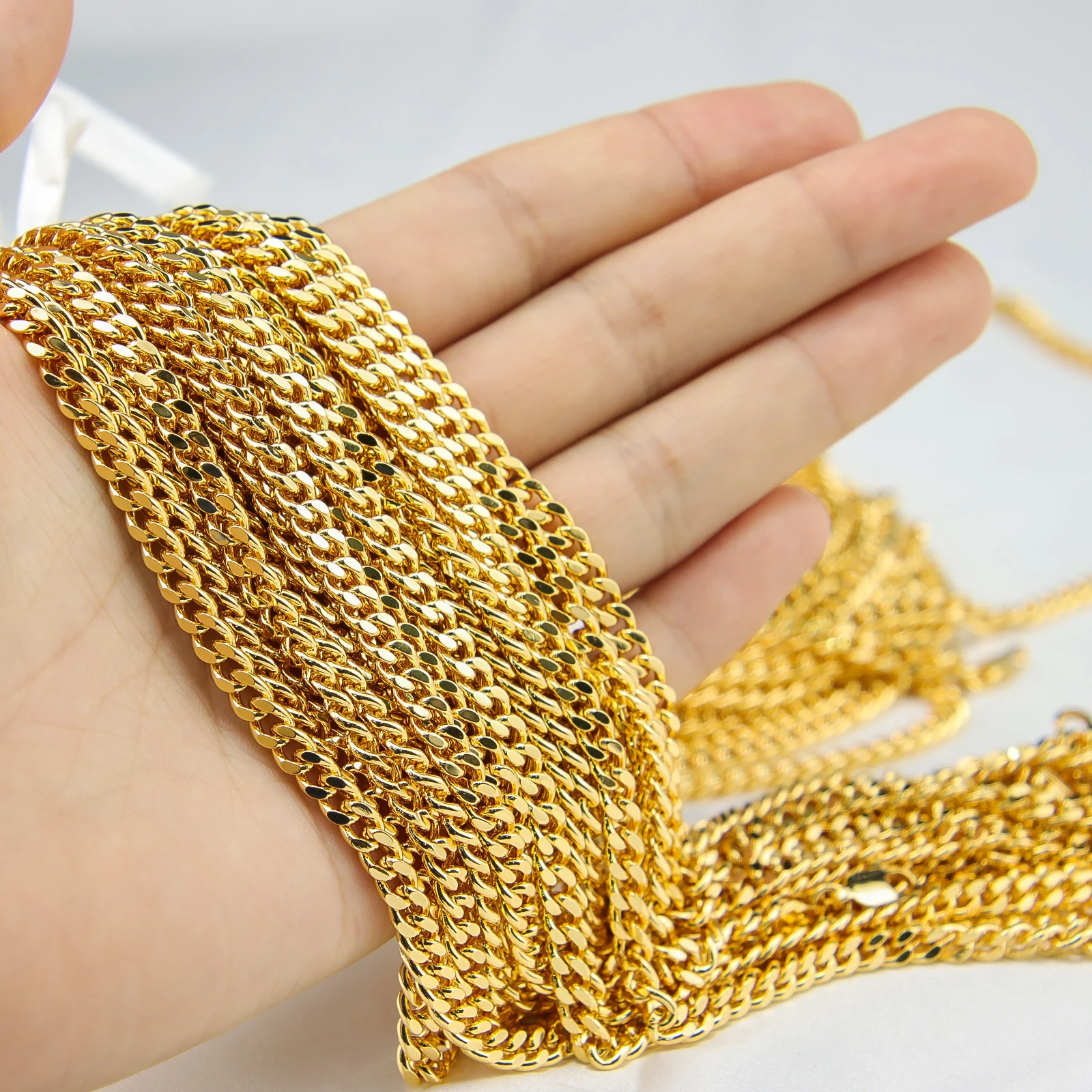 Arab Gold Color Long Chains 18k Copper Gold Plated Waterproof Simple No Change Color Pendant Chains Womens Mens Vintage Jewelry
