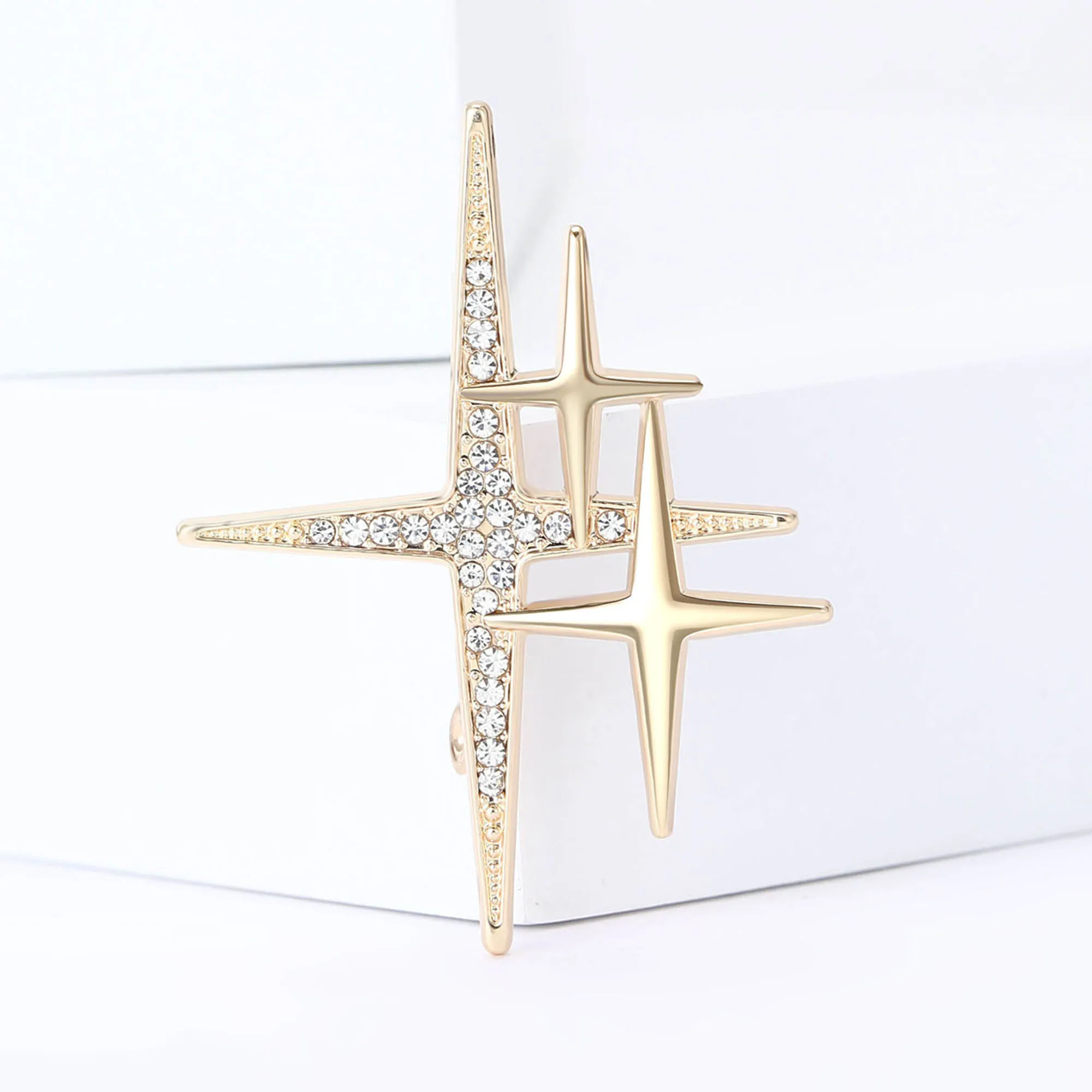 Trendy Rhinestones Cross Brooches for Women Unisex Creativity Stars Pins Badges Office Party Backpack Gifts Jewelry Accessories