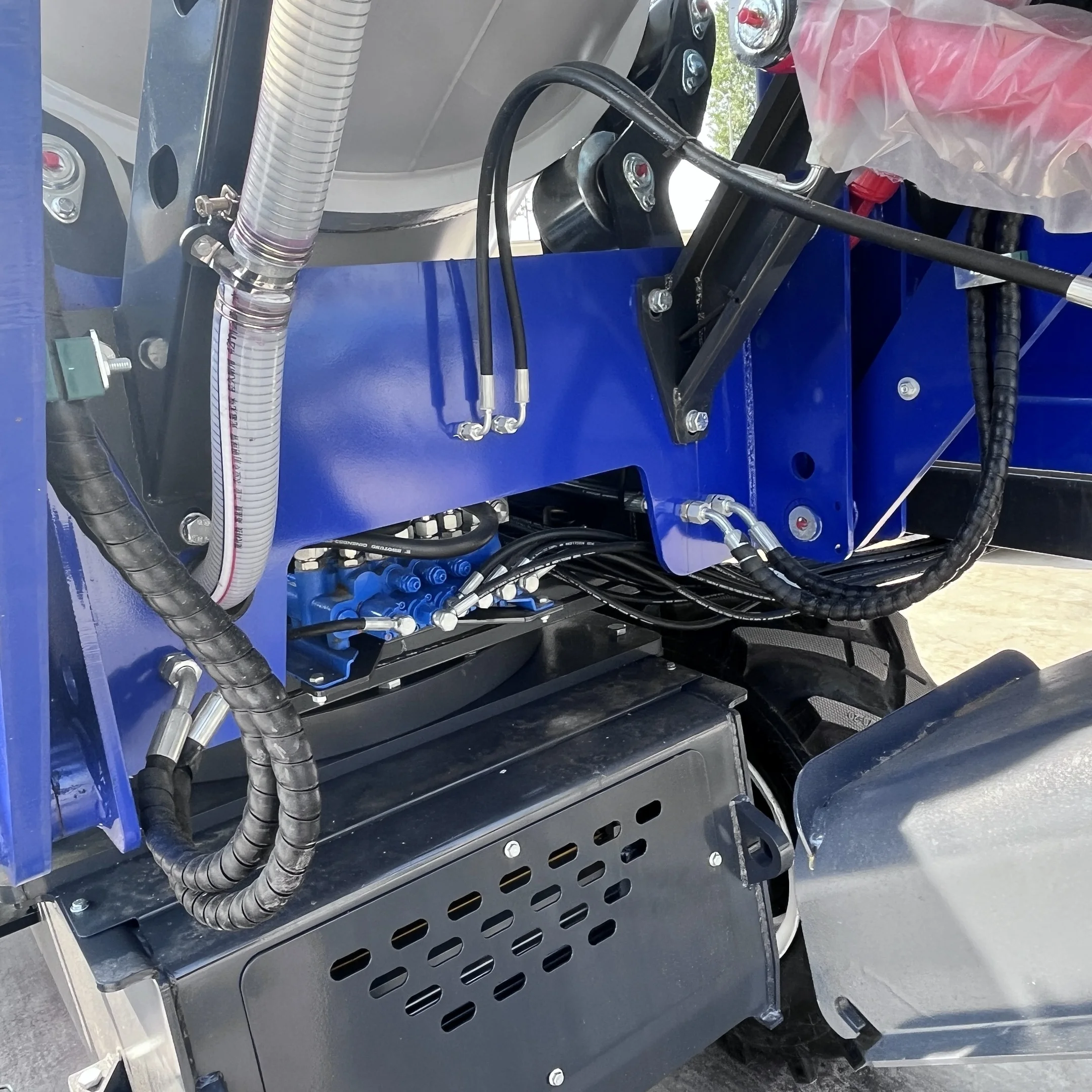 New concrete truck mixer 8 cubic meters 10 cubic meters concrete cement mixer drum truck