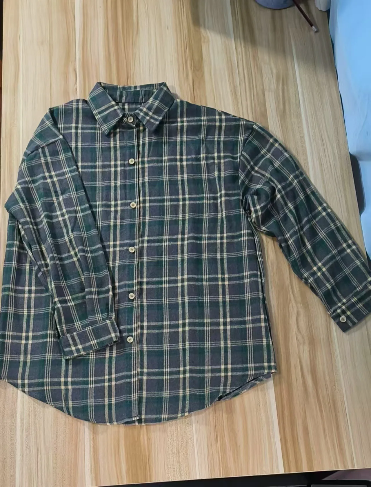 Fashion Loose Plaid Women's Shirt 2025 New Vintage Lapel Long Sleeve Blouses Elegant Classic Blusas Top Female Clothing