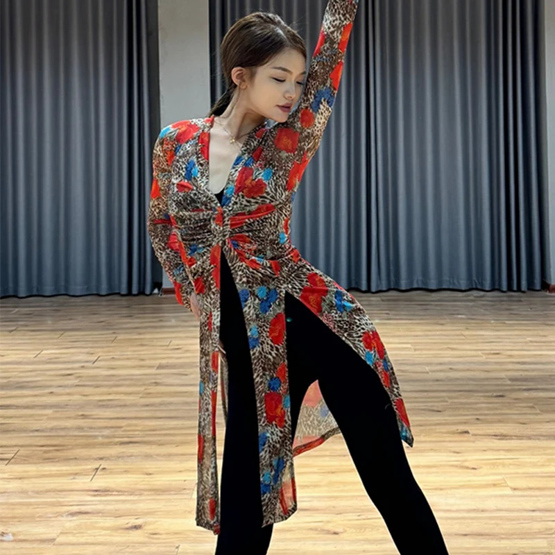Vêtements de danse latine pour femmes, Cardigan léopard à manches longues, manteau Long fendu, Rumba, salle de bal, vêtements de pratique de danse, DNV23397