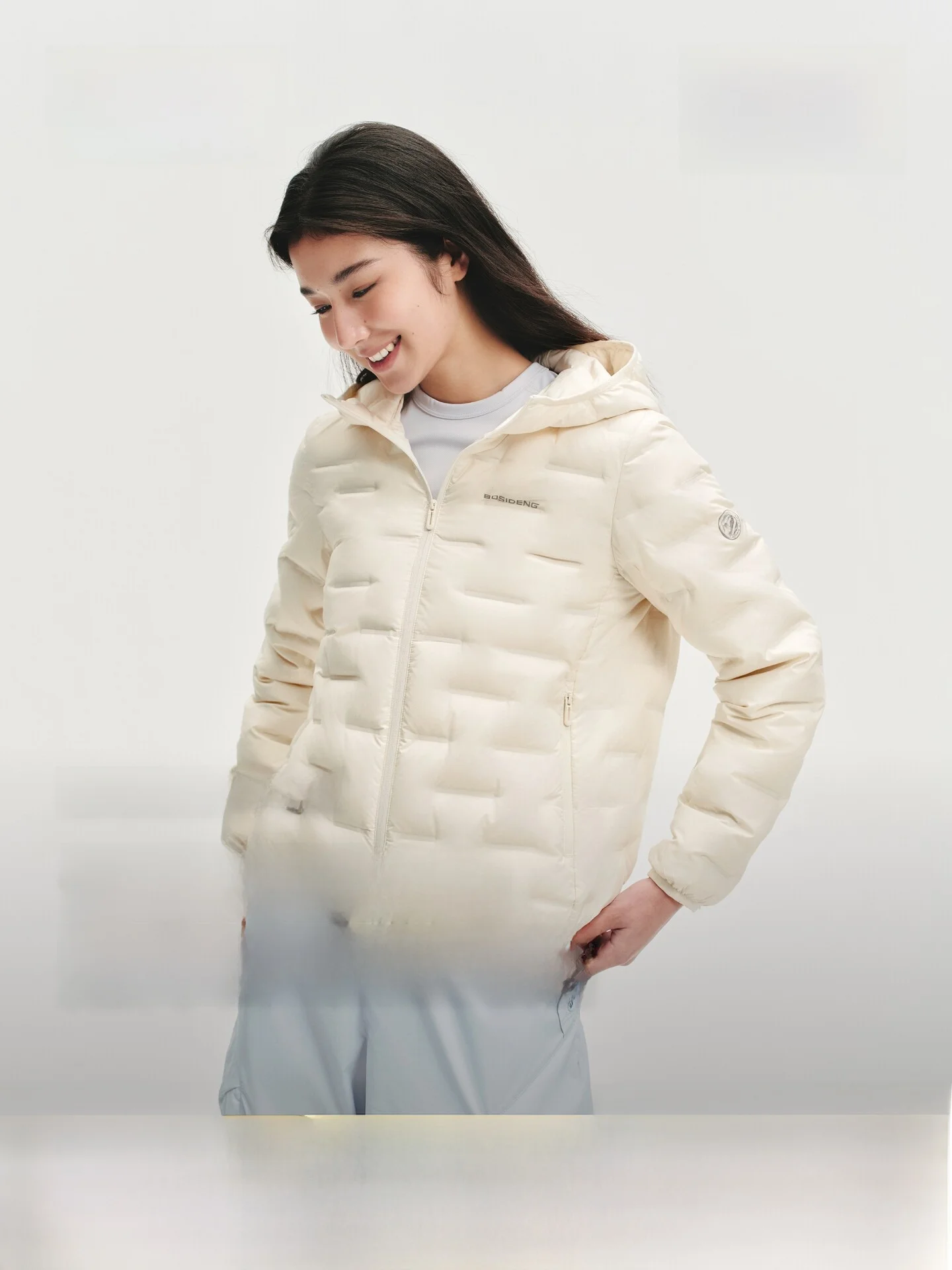 

Куртка Bosideng 2025 осенняя женская утепленная легкая тонкая с 90% пуха, с капюшоном, для активного отдыха, повседневная, из полиэфирного волокна, теплая