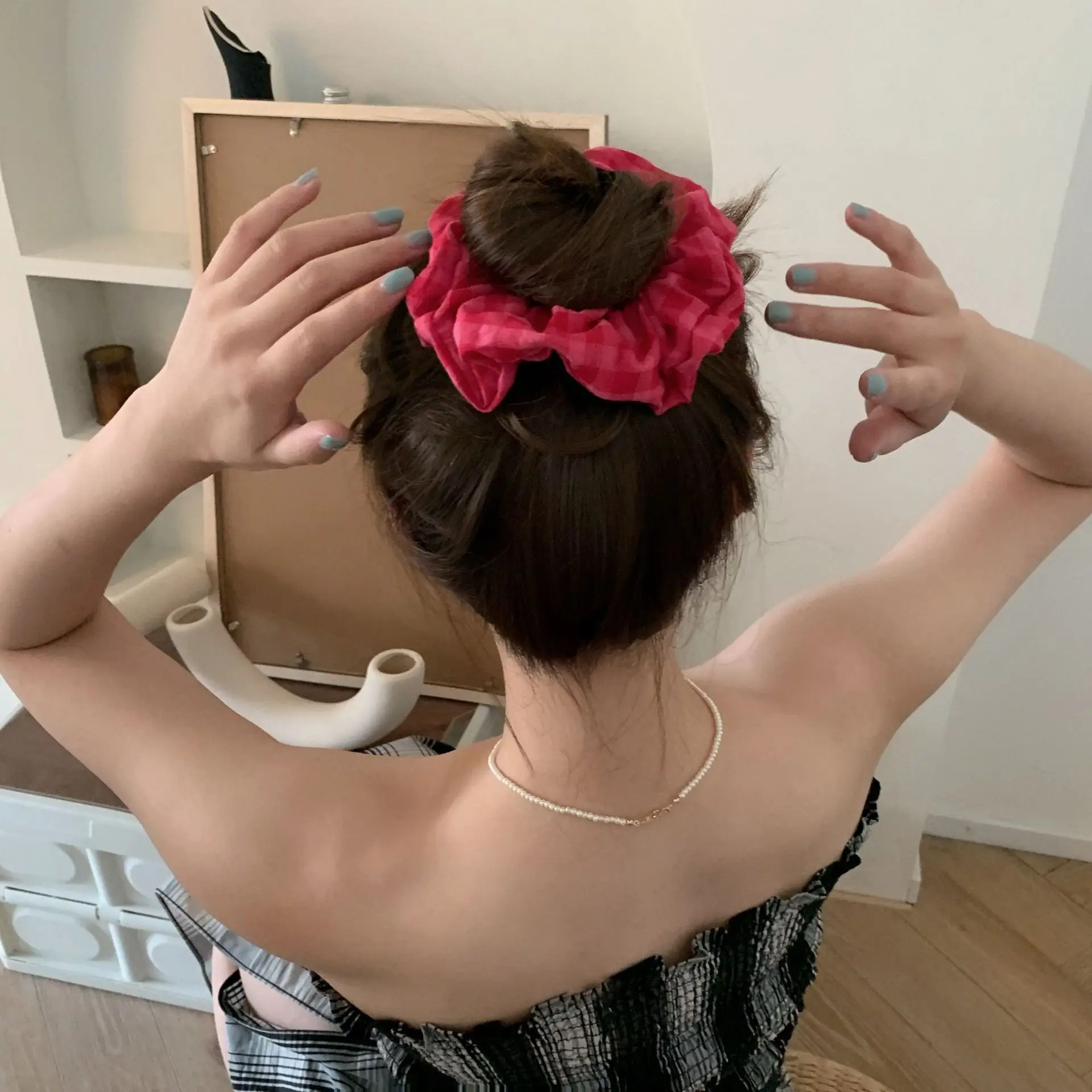 Damskie gumki do włosów Koreański słodki dziewczęcy styl Ciemnoróżowa opaska do włosów w kratkę Niski kucyk Sznurek do włosów Skórzany pasek Akcesoria do włosów — zdjęcie 3
