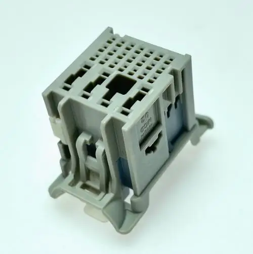 10pcs 1600140013 160014-0013 Connector jacket new original