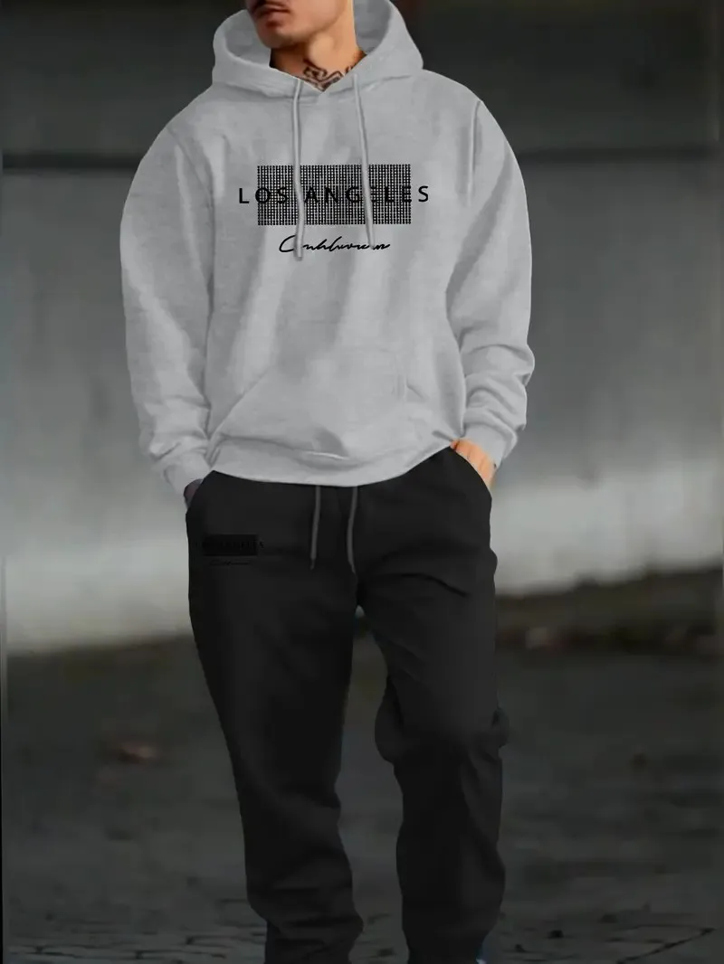 

The new men's set for Spring and Autumn 2025 features a casual fashionable comfortable and soft 3D letter pattern print