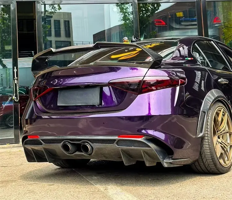 For  Giulia Bumper Upgrade GTAM Carbon Fiber Rear Bumper Spoiler Middle Out of Body Kit