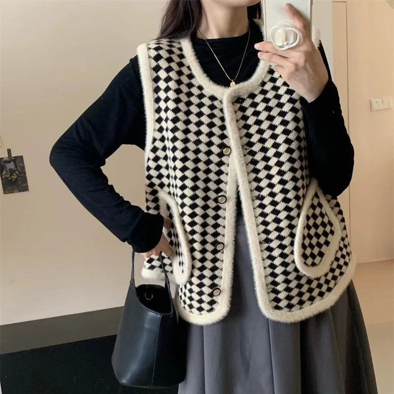 

Women's Spring Chunky Knit Tweed Check Vest Slimming Thick Warm Outerwear Round Neck Stylish Ageless Casual Chic