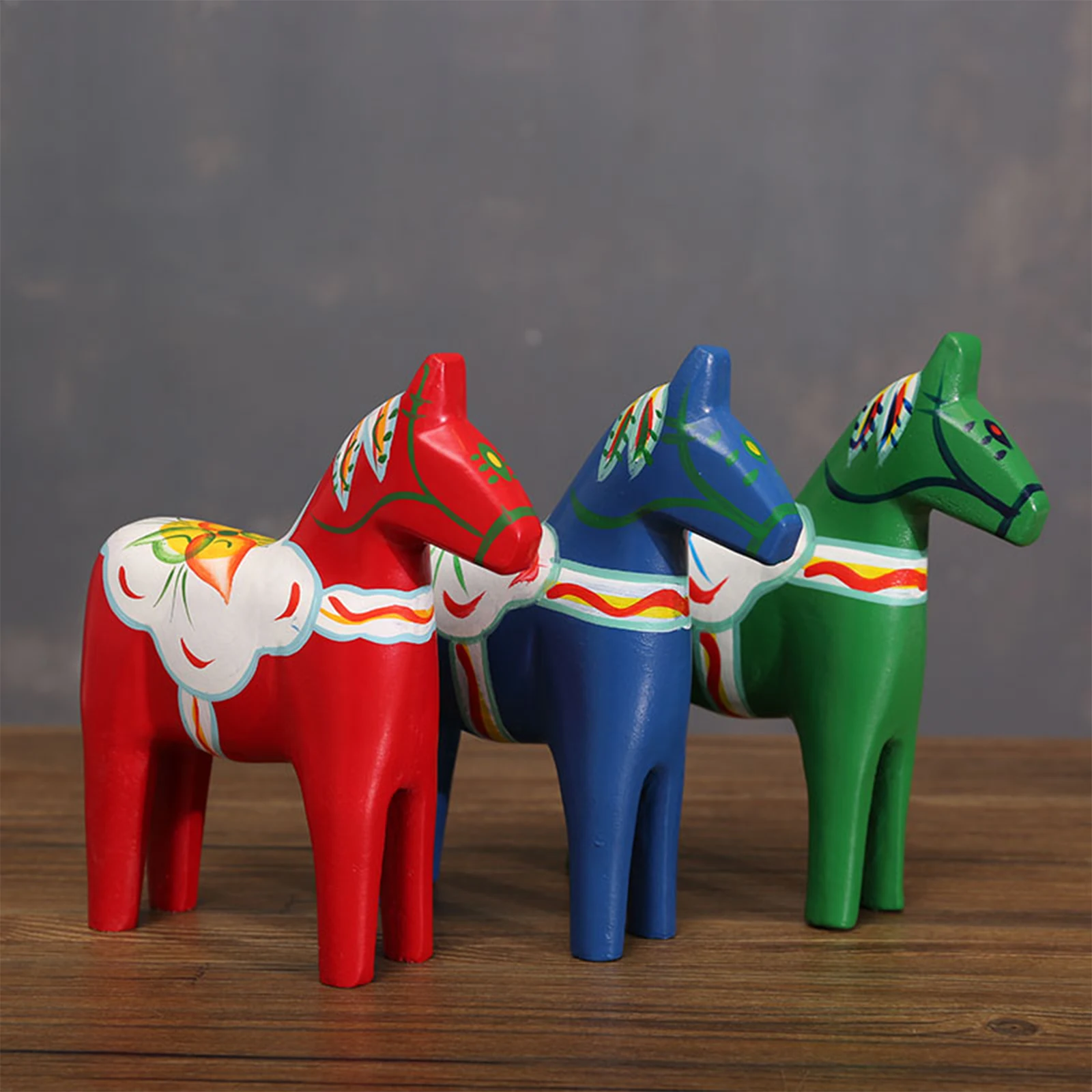 Dalecarlian Horse Statue Europe Handicraft Swedish Dala Horse Statue for Memento Decoration Collectible Home Decor Souvenir