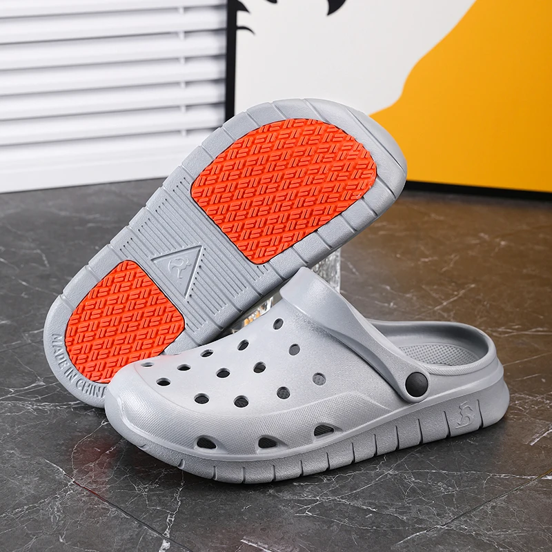 

EVA Cloud Feel Chef Clogs Non-slip Wear-resistant Casual Hollow Out Beach Slippers Sandals
