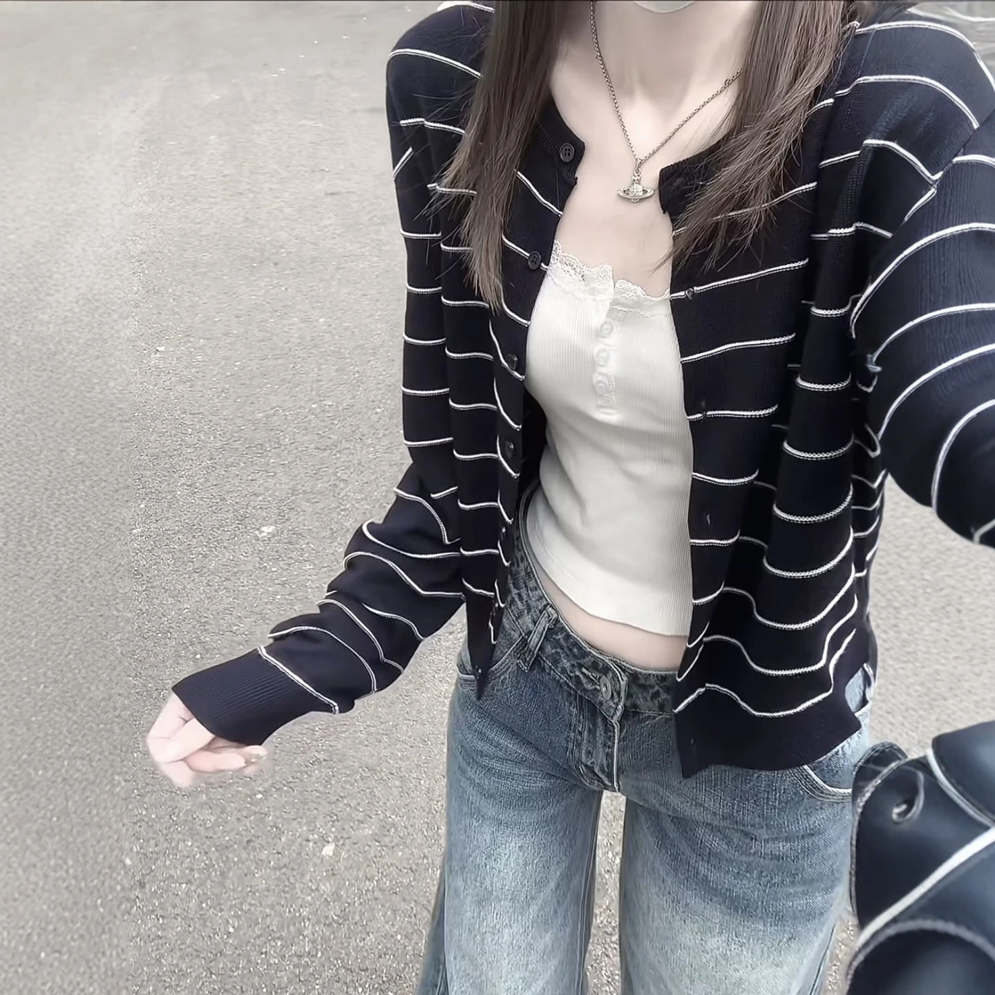 

American Sle Spicy Girl Color Blo Striped Knitted Cardigan Women Early Autumn High Sensation ort Base irt Slim Button...