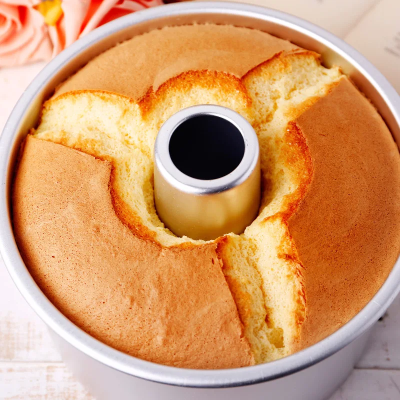 6 Inch Aluminum Alloy Round Chiffon Cake Pan Removable Bottom Hollow Chimney Cake Mold DIY Baking Cake Tools