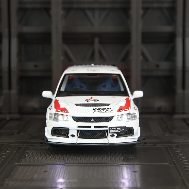 1:32 modelo de carro de liga Mitsubishi 9a geração EVO, portas e capô do motor, porta-malas pode ser aberto detalhes ricos, acabamento fino