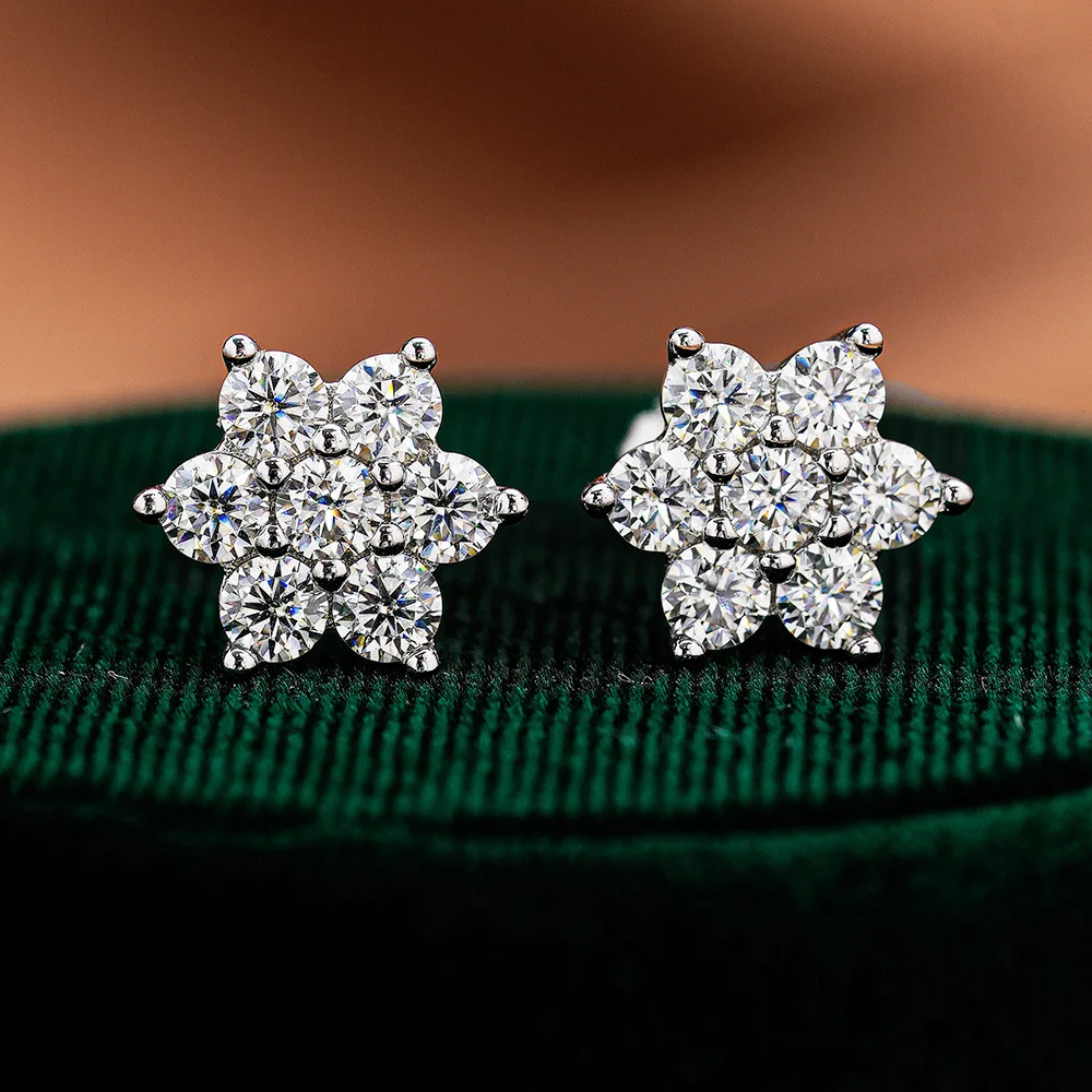 

925 Sterling Silver Flower Round Cut D Color VVS1 Moissanite Stud Earrings Luxury Fine Jewelry for Women Gift