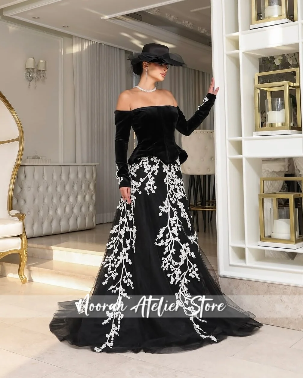 

Contrast Black New Fashion Evening Dresses Luxury 2025 With White Appliques Wedding Dress Party Dress Prom Gown Customized