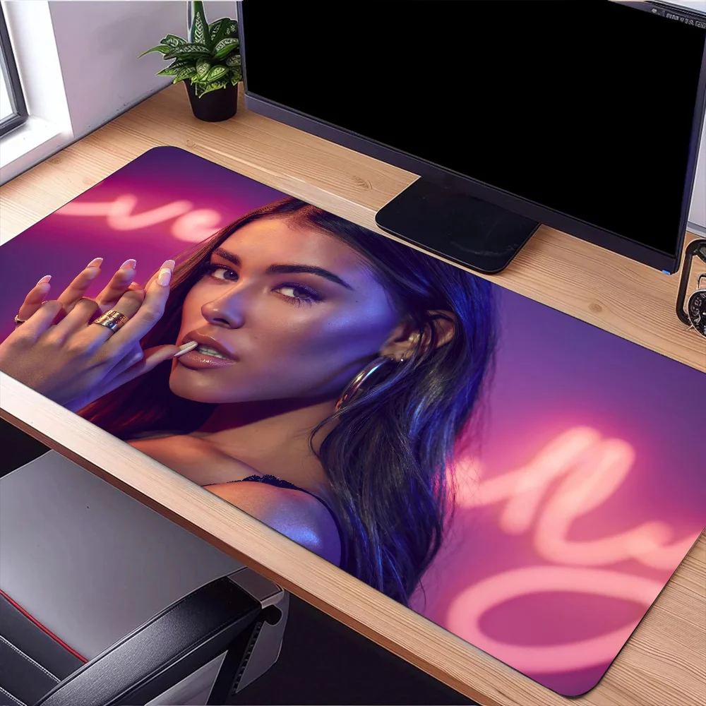 Singer M-Madison Beer Mouse Pad Large Desk Mat Keyboard Ergonomic Office Rubber PC Non-slip Anti-fray Home Custom