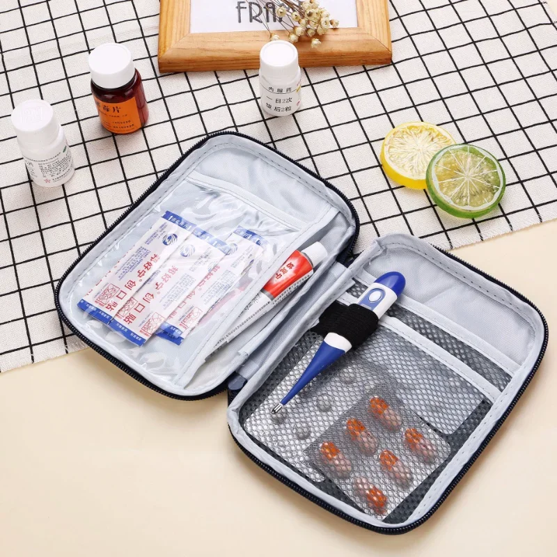 

Mini Outdoor First Aid Kit Portable Travel Drug Kit Emergency Kit Small Drug Separator Storage Bag Medical Accessories