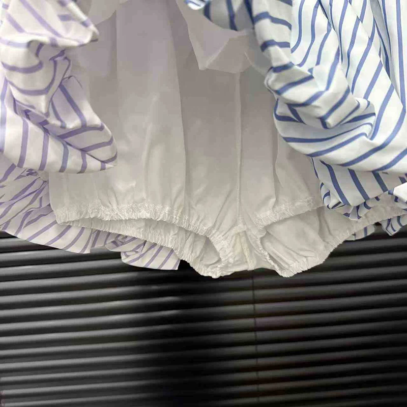 Y2K Słodka Uliczna Spódniczka Mini w Paski Damska Estetyczna Patchworkowa Spódniczka w Paski z Wysokim Stanem, Dopasowana, Krótka Spódniczka z Wiązaniem na Lato