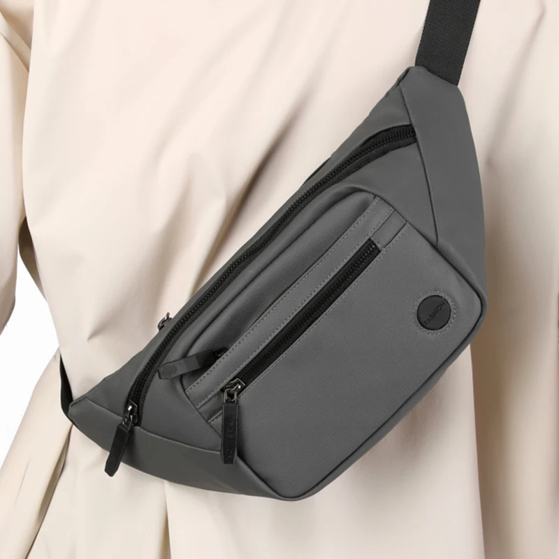 Multi Functional Men's Chest Bag Multiple Pockets Sports Chest Bag Suitable for Business Commuting Sports Cycling Etc
