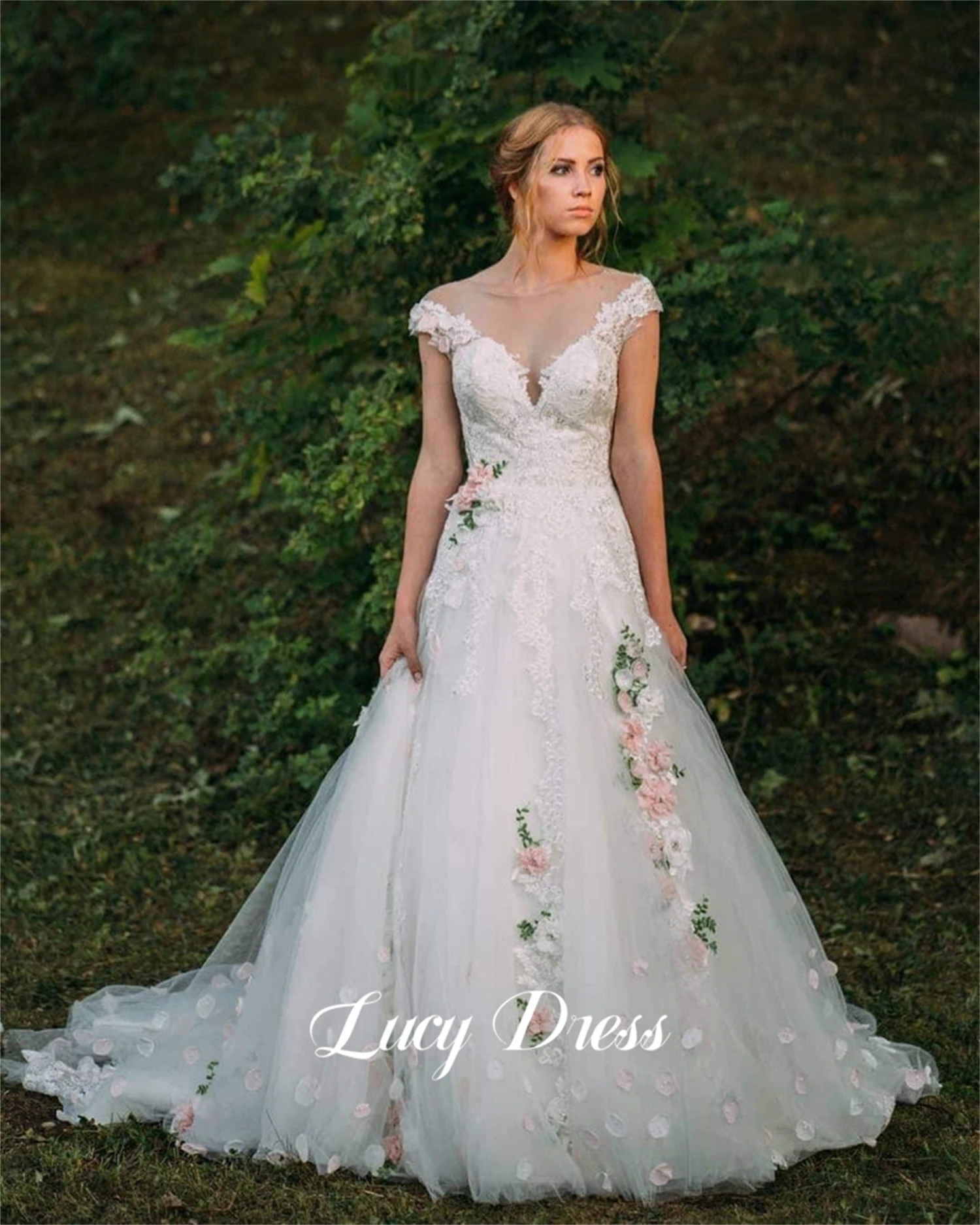 Lucy Flower Decoration Wedding Dress Floral Ladies wedding dress women elegant minimalist wedding dress Wedding dresses