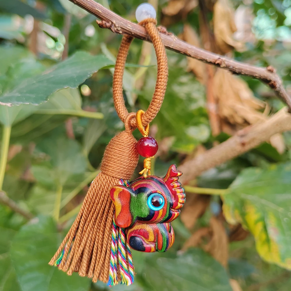 1.2 Inch Colorful Wooden Elephant Pendant, Hand-Carved, Cartoon Style, Ethnic Style, Suitable for Halloween Decorations, Hanging Decorations, Christmas Decorations, Living Room Pendants, Back-To-School Season Gifts, Bag Charms, Home Decorations