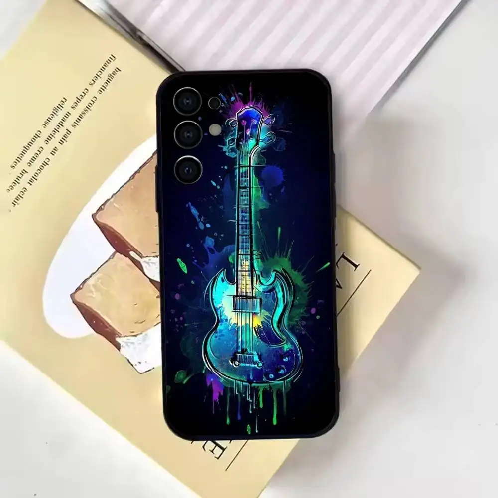 เคสโทรศัพท์ลายกีตาร์สำหรับ Samsung S25,24,21,22,23,30,Ultra,20,Plus,Fe,Lite,Note แบบนิ่ม สีดำ