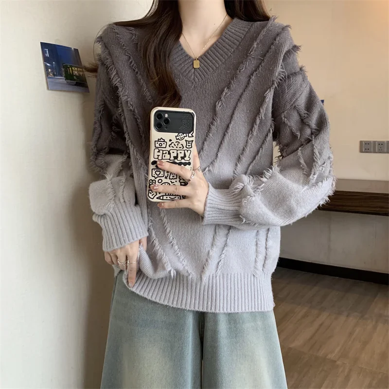 Autumn and Winter New Women Sweater Gradient Color V-neck Tassel Fashion Design Lazy Loose Versatile Pullover Female