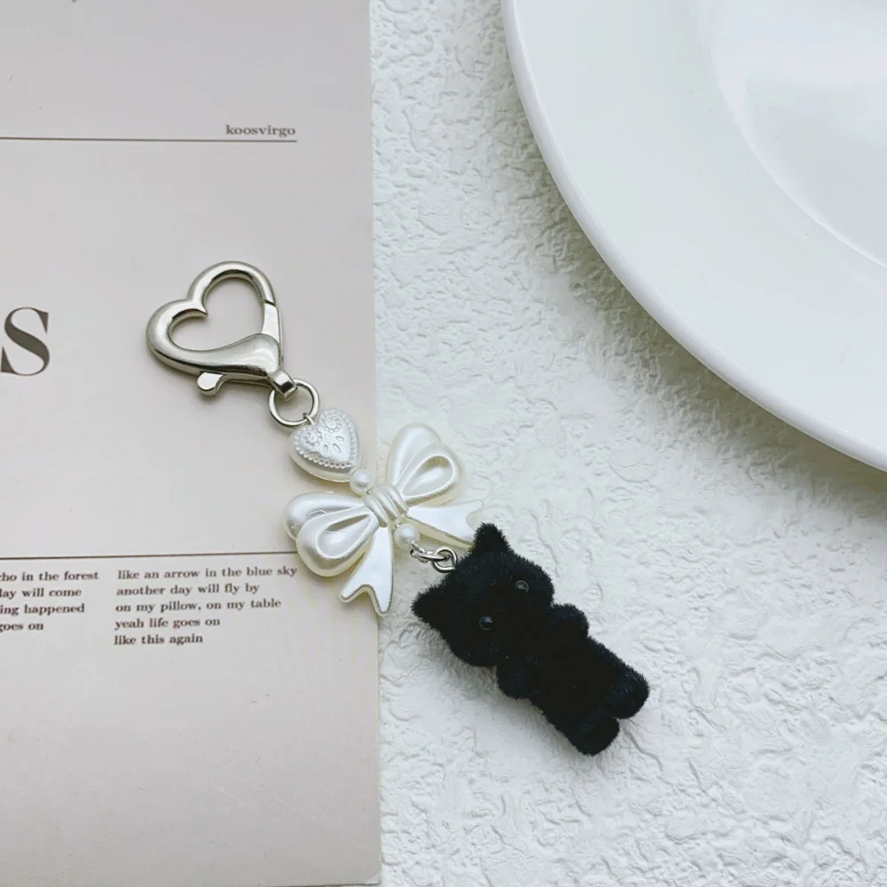 1pcs Cartoon Flocking Cat Pendant Keychain Y2K Heart Bow Shaped Key Ring For Women Cute Camera Bag Pendant Decoration Gifts