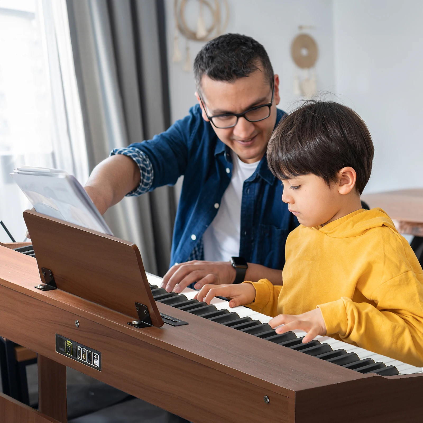 88 teclas teclados totalmente ponderados piano digital com suporte para móveis adaptador de energia pedais triplos fone de ouvido para todas as experiências