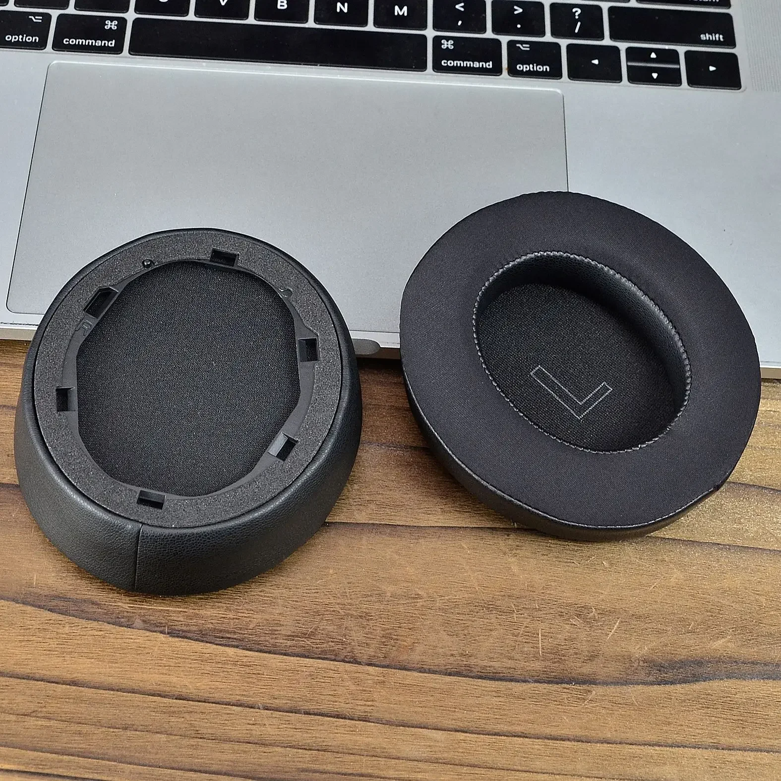 وسائد بديلة لبطانات الأذن من جل التبريد لسماعات Anker Soundcore Life Q30 / Q35 BT