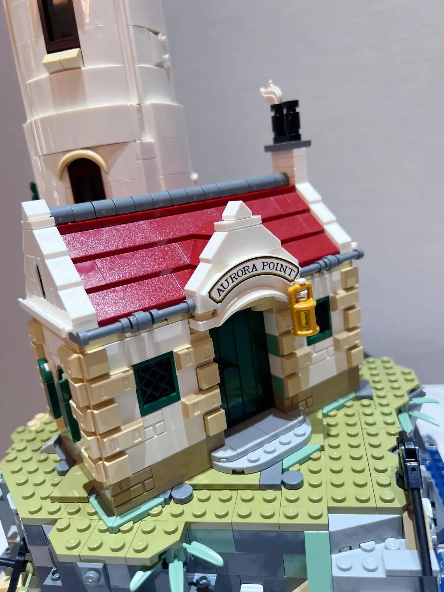 Compatible Motorized Rotating Lighthouse Building Kit 2056pcs w/LED & Power Functions Christmas and birthday gifts view 2