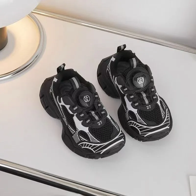 Children’s Sports Shoes 2026 Autumn New Casual Running Sneakers Boys Girls Premium Design Retro Dad Sneaker Lightweight Non Slip