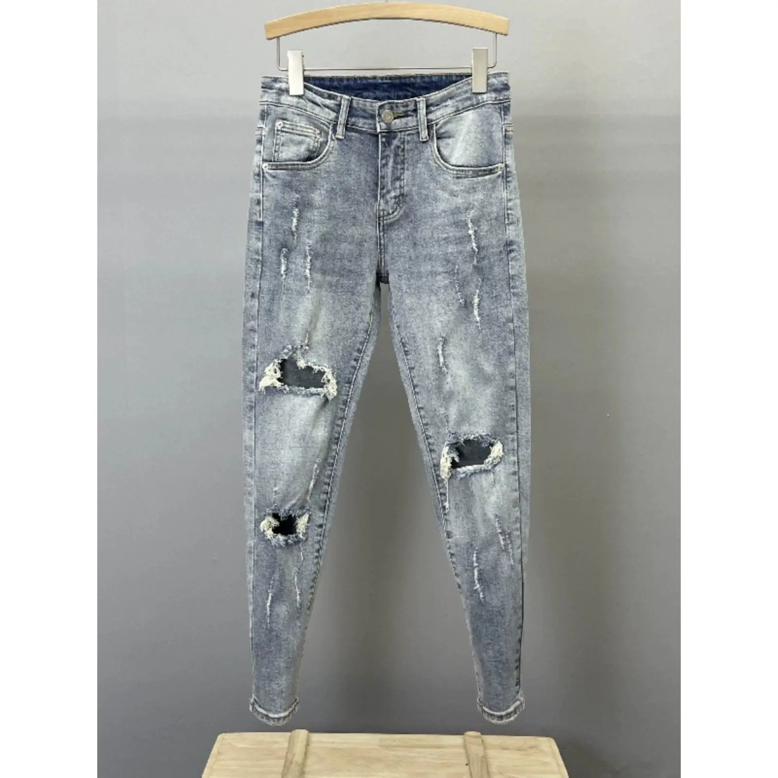Spring Autumn New Light Blue Knee Ripped Jeans Men's Slim-fit Small Feet Pencil Pants High Street Beggar Pants Boyfriend Jeans