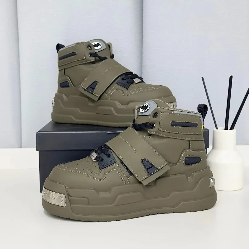 

Platform Sneaker Men Designer Punk Board Shoes Fashion Casual Microfiber Leather Fabric Breathable Height Increased Chunky Shoes