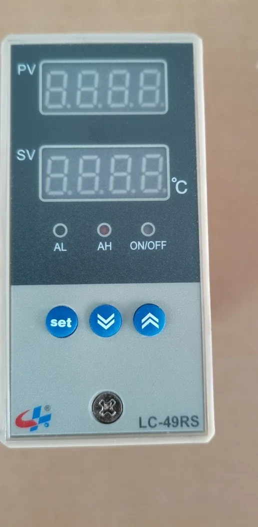 

LC-49RS LC49RS CKG temperature controller LC49R 399 ℃ 48X96