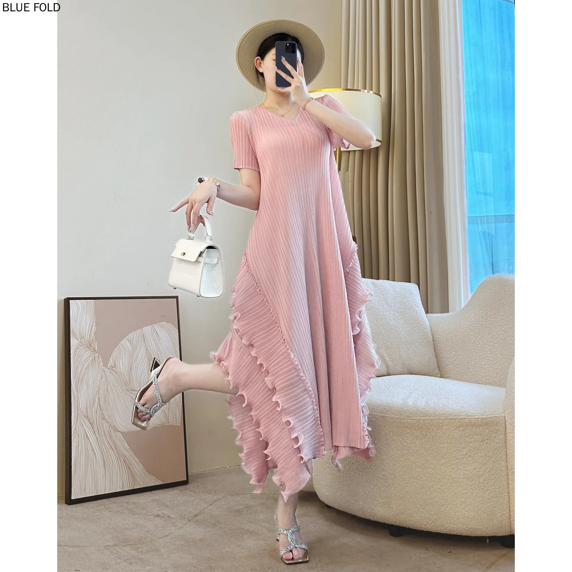 Miyake-vestido rosa plisado con temperamento para mujer, vestido largo holgado de manga corta con pendientes negros de talla grande y cuello en V, plisado de verano