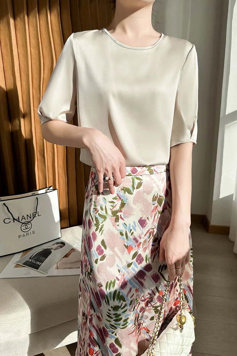 Summer New Acetate Satin Solid Color Simple And Fashionable Mid sleeved T-shirt Versatile Cuff Wrinkle Design Women\'s Top