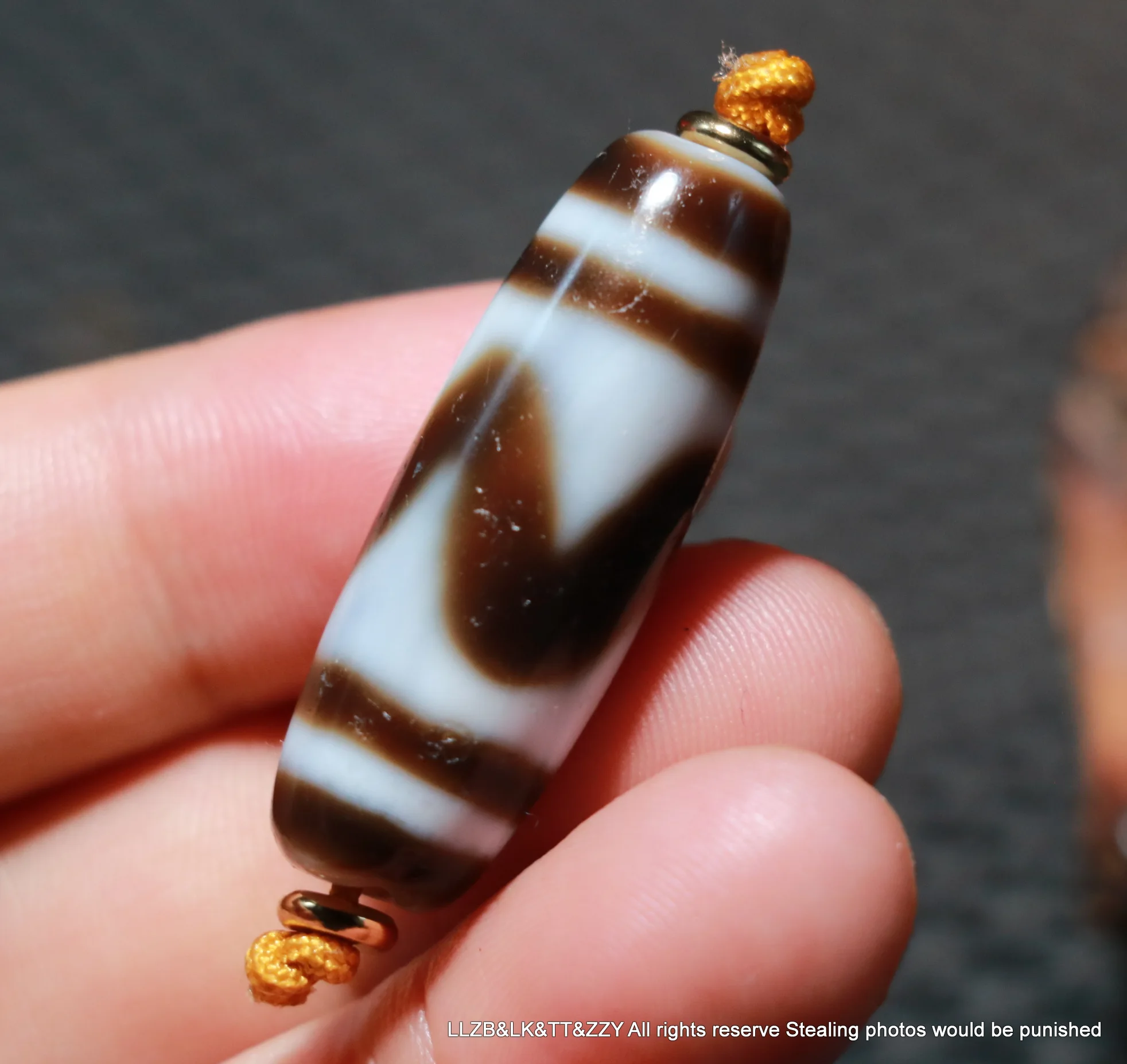 

Магическая сила, энергия, тибетский старый агат, острый тигровый зуб, символ дзи, амулет из бисера, подходит для браслета, высокое качество, Timestown UP76