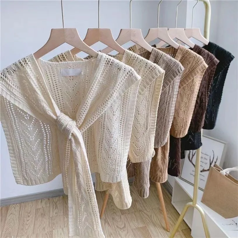

Knitted shawl for women to wear as a spring and autumn versatile internet celebrity neck guard striped