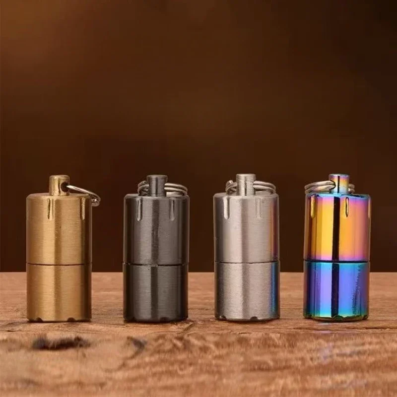 Mini Keychain Retro Lighter Portable Mini Personalized Capsules Portable Kerosene Lighter Mini Pocket Lighter