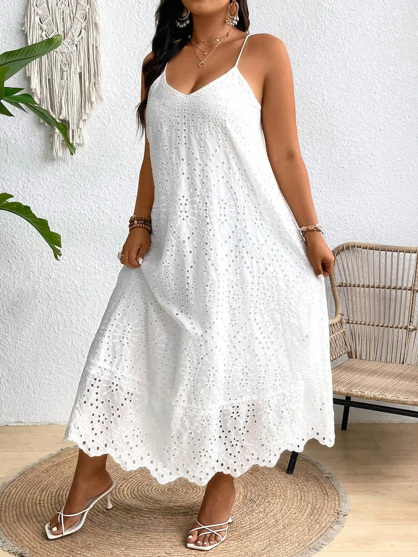 

Белое кружевное платье макси в стиле бохо с тонкими бретелями, летнее повседневное женское платье