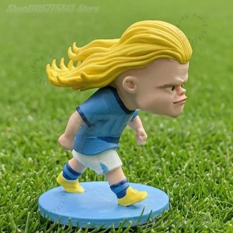 2026 Haaland Cartoon Blonde Football Player Figurine 15cm Soccer Athlete Desktop Model Fans Collectible Desk Decor Gift
