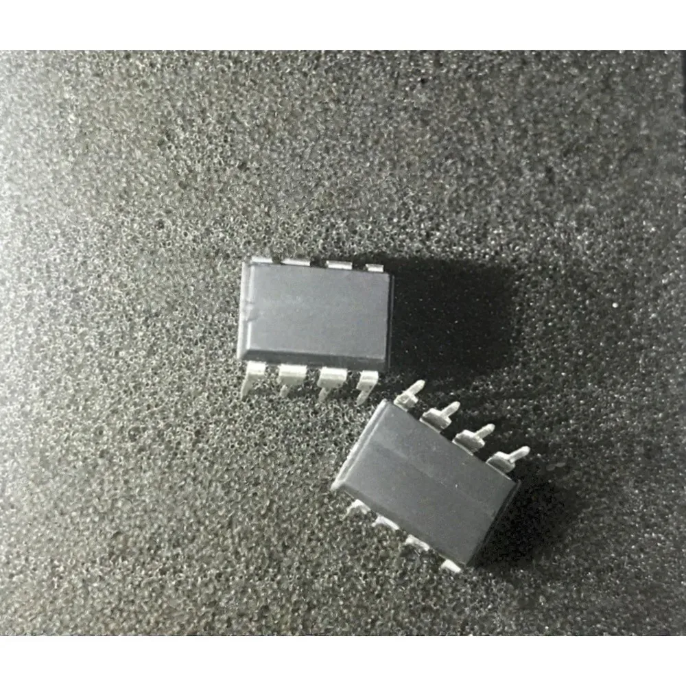 1-100PCS MAX660CPA MAX660EPADIP8 MAX660 UC3842B UC3842 CD4042BE CD4042 MM5452N MM5452
