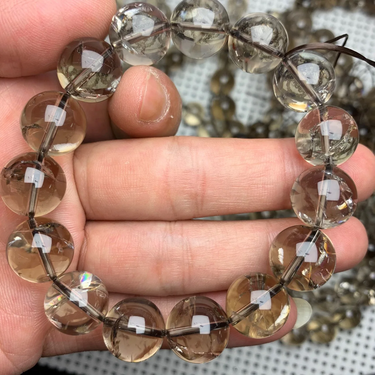 

Fashion OL Men's and Women's Natural Tea Crystal Bracelet