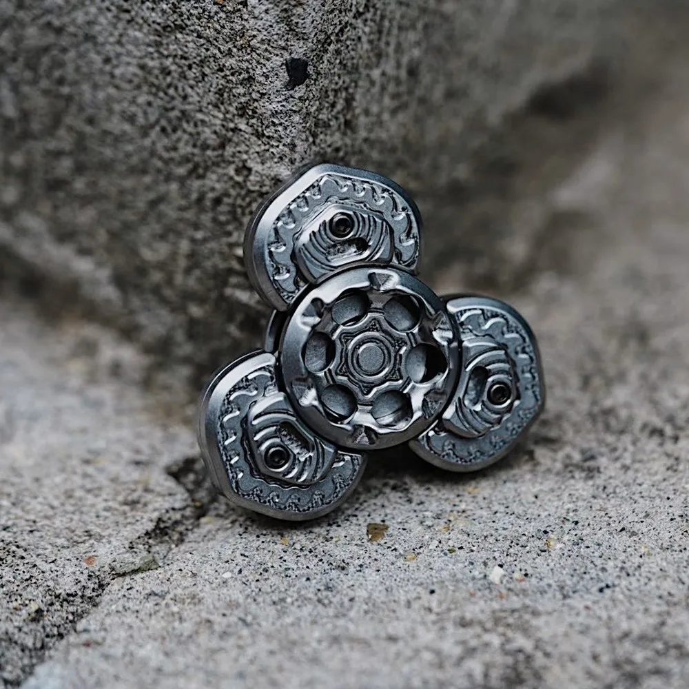 YOLO STUDIO Manibao Three-Bladed Fidget Spinner Open Nail Gyro Stress Relief Toy Fidget Toys For Adults Original Design