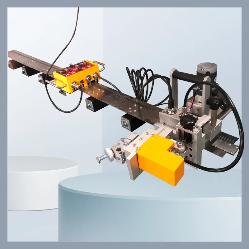 

ZT-100R Каретка для сварки магнитного плетения с гибкой дорожкой