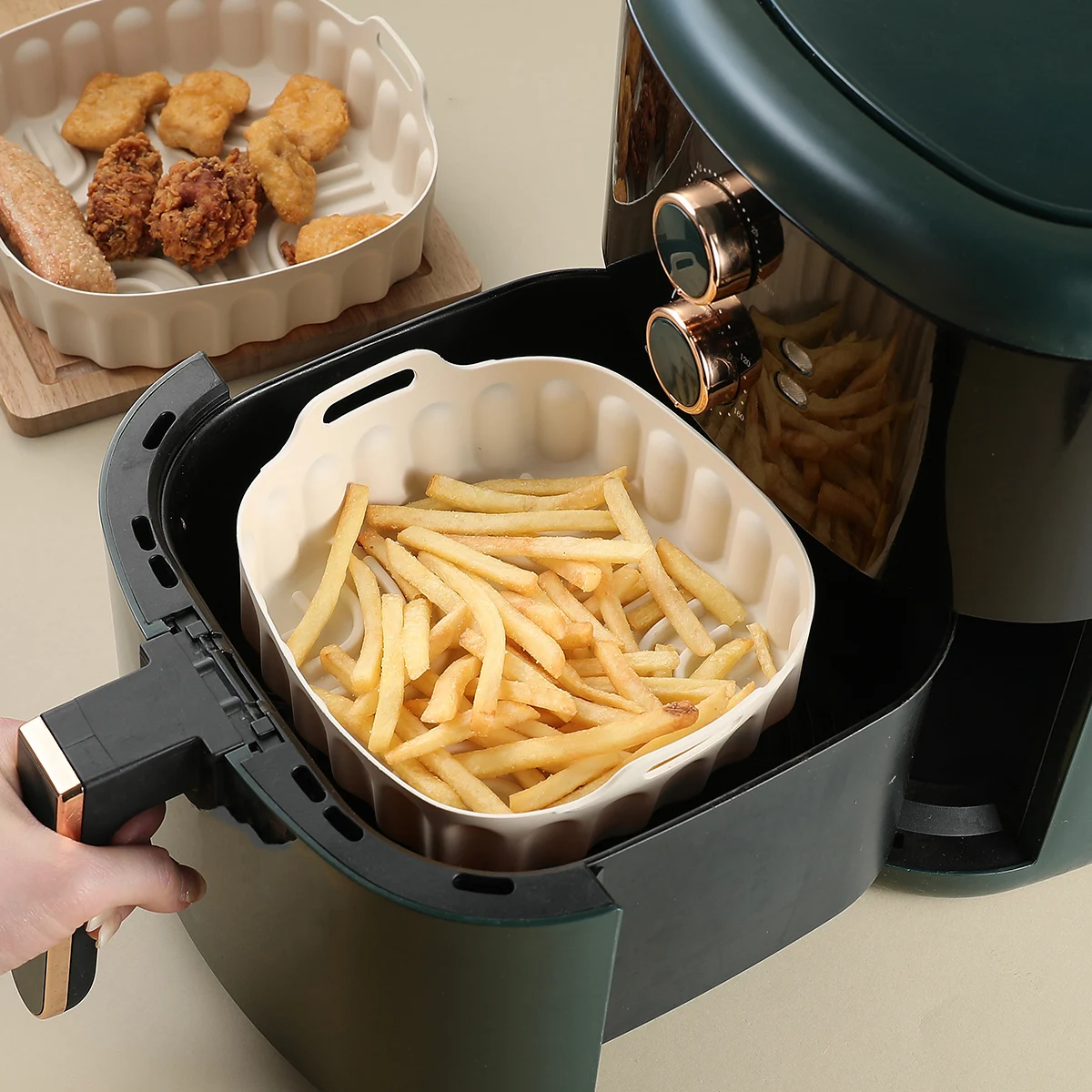 Hot-selling air fryer silicone tray, oven baking tray, frying basket pad, air fryer silicone pot, replacement baking tray, bakin