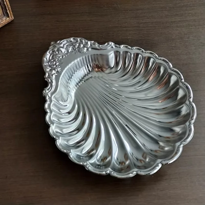 304 Stainless Steel Shell Shape Tray Embossed Details Multi-purpose Jewelry Decorative Cake Serving Dish Photo Props Minimalist